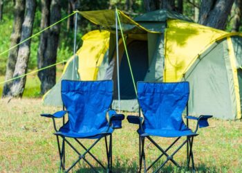 Campingstühle faltbar (depositphotos.com)
