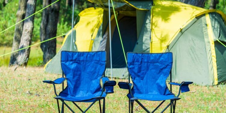 Campingstühle faltbar (depositphotos.com)