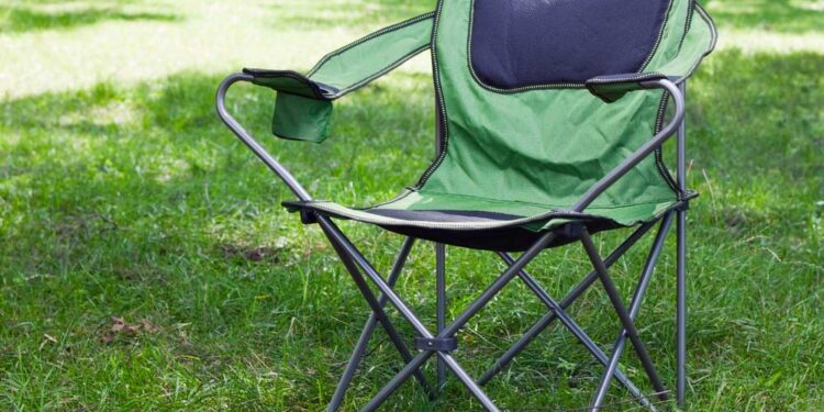 Campingstuhl XL (depositphotos.com)