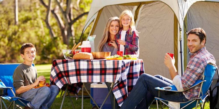 Familienzelt (depositphotos.com)