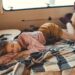 Gut schlafen im Wohnmobil (depositphotos.com)
