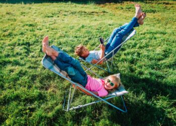 Kinder Sonnenstuhl (depositphotos.com)